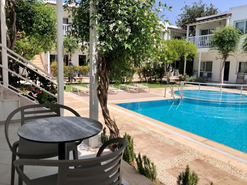 Hotel Ґюмюшлюк Екстер'єр фото